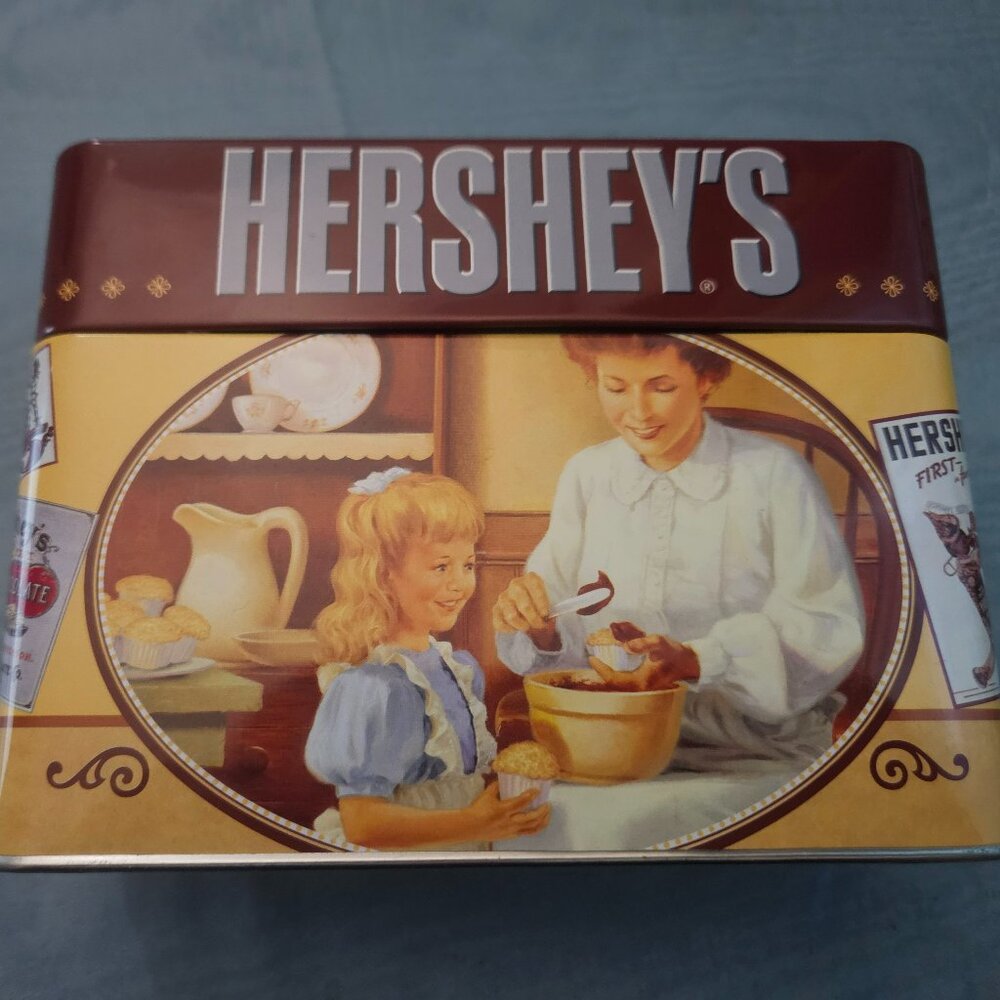 Retro Hershey's metal tin recipe card box set